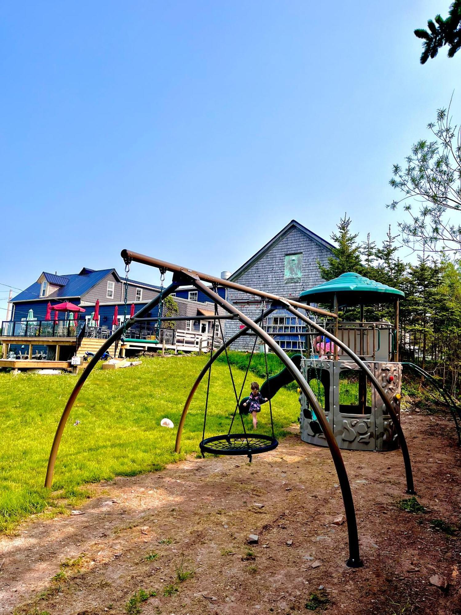 Groundswell Pub & Inn D'Escousse Экстерьер фото